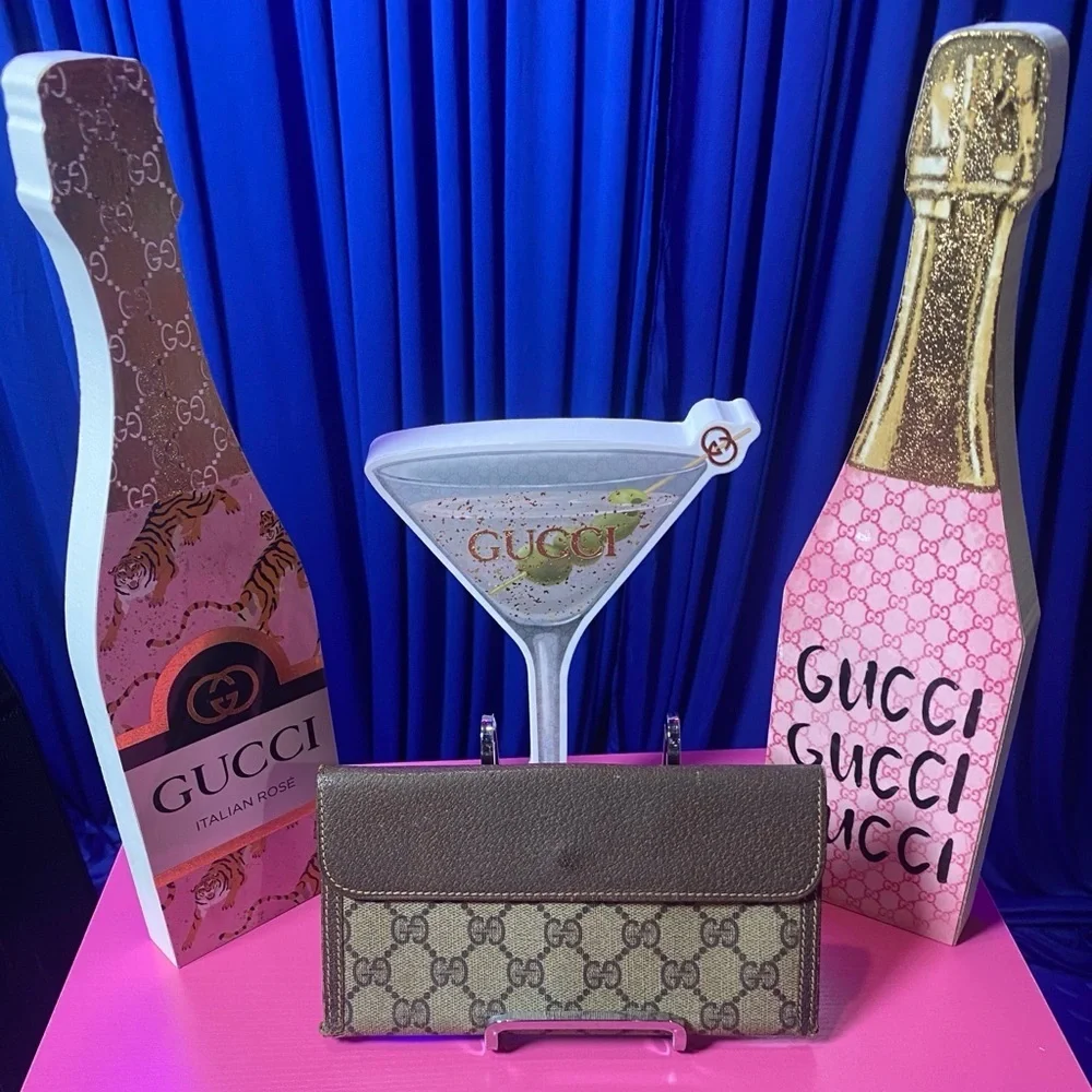 GUCCI “GG” Monogram Wallet, Vintage. GUC